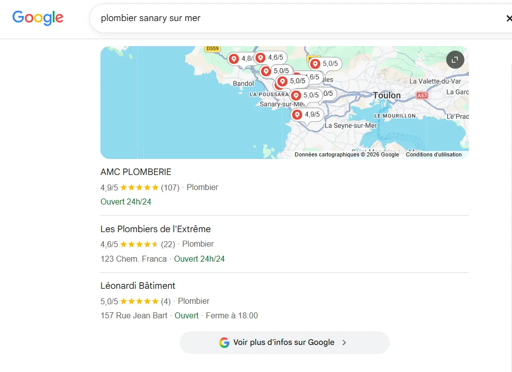 Résultats Google pour « plombier sanary sur mer » : la fiche d’AMC Plomberie apparaît en premier, notée 4,9 sur 5 avec 107 avis, devant les autres plombiers du secteur
